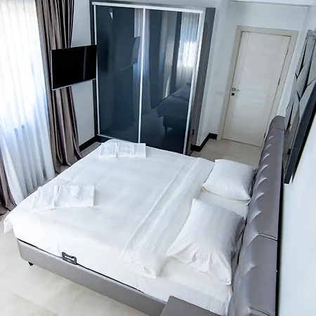 Enjoy Life Aparthotel Techirghiol