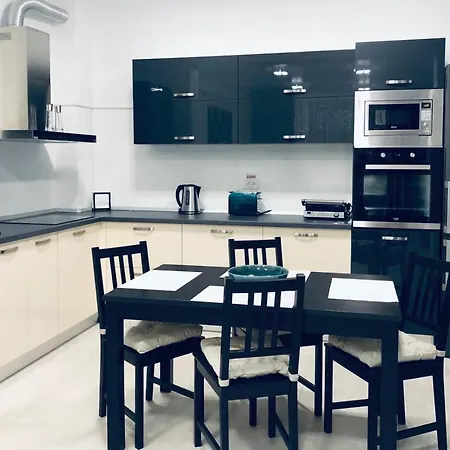 Aparthotel Enjoy Life 4*