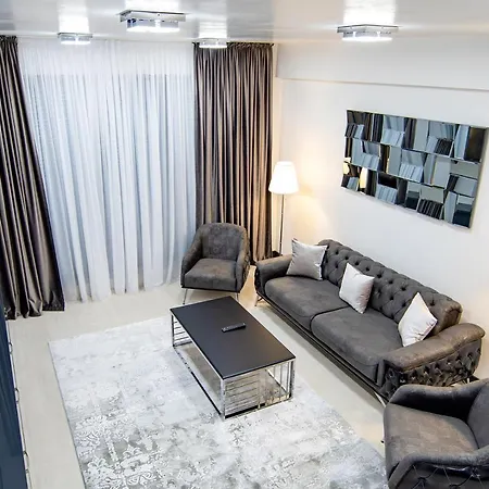 Aparthotel Enjoy Life *