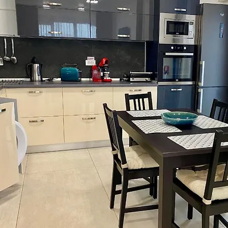 Aparthotel Enjoy Life 4*